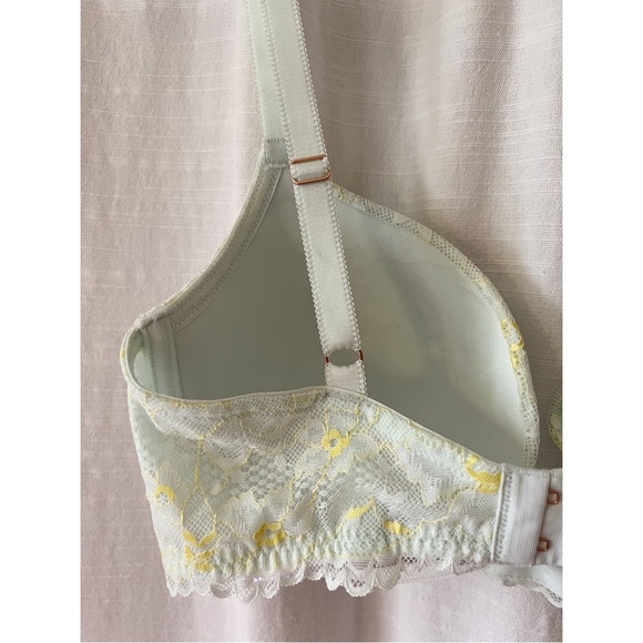 Savage X Fenty | Floral Lace Bra - Picture 7 of 9